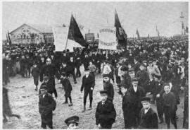 Fotografi, Samling på Hamnplan vid 1 majdemonstration, 1902