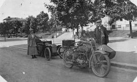 Fotografi, Sällskap i samband med bilutflykt, Sundsvall, 1919-07-06