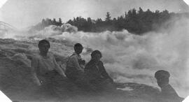 Fotografi, Sällskap i samband med bilutflykt, Hammarforsen, 1919-07-06