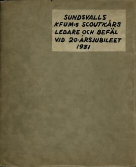 Sundsvalls KFUM_s scoutkårs ledare och befäl vid 20-årsjubiléet 1931