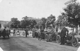 Fotografi, Sällskap i samband med bilutflykt, Sundsvall, 1919-07-06