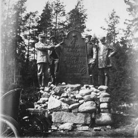 Fotografi, Sällskap i samband med bilutflykt, gränsen mellan Västernorrlands och Gävleborgs län, ...